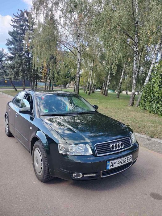 Продам Аudi a4 2004рік, бензин 2.0