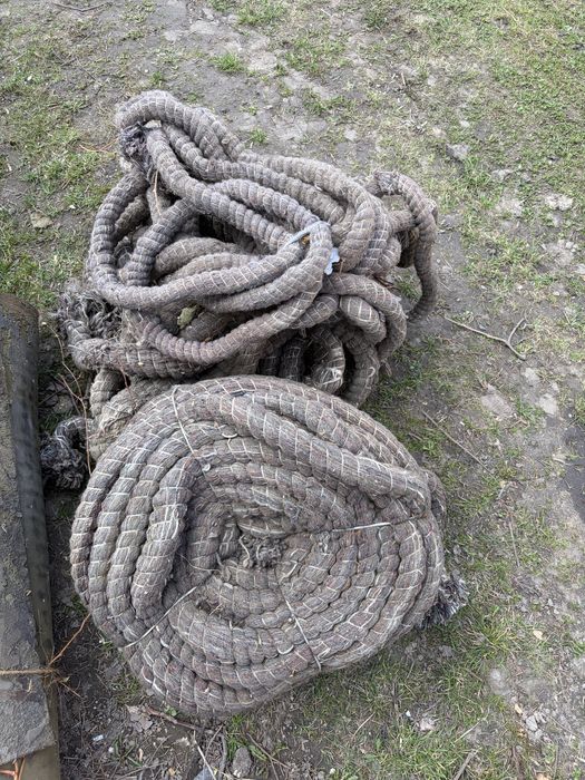 Sznur uszczelniajacy