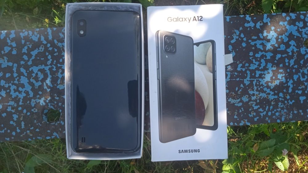 Samsung A10 (2/32Gb) NFC В  ідеальному стані
