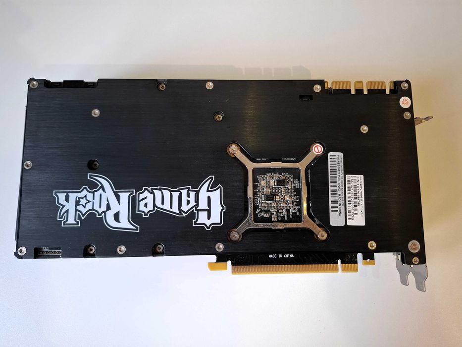 Karta graficzna PALIT GeForce GTX 1080Ti 11GB - delikatna wada