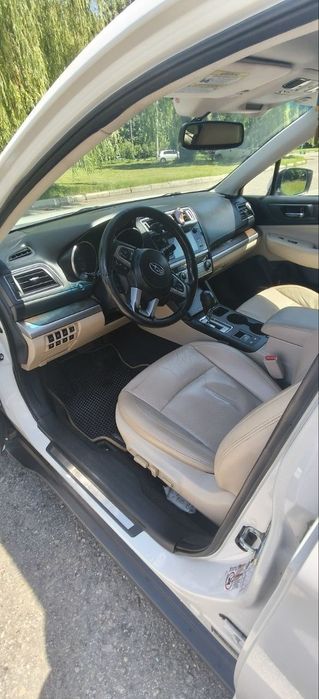 Subaru outback 2015  р.