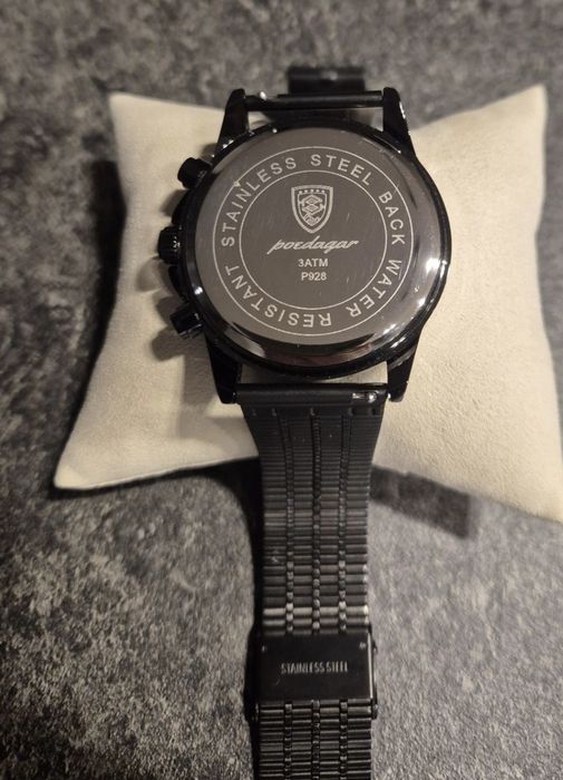 Czarny zegakek męski na branzolecie