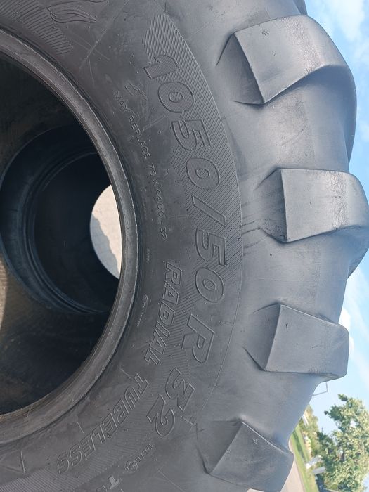 1050/50R32 Michelin Mega X BIB  1 sztuka