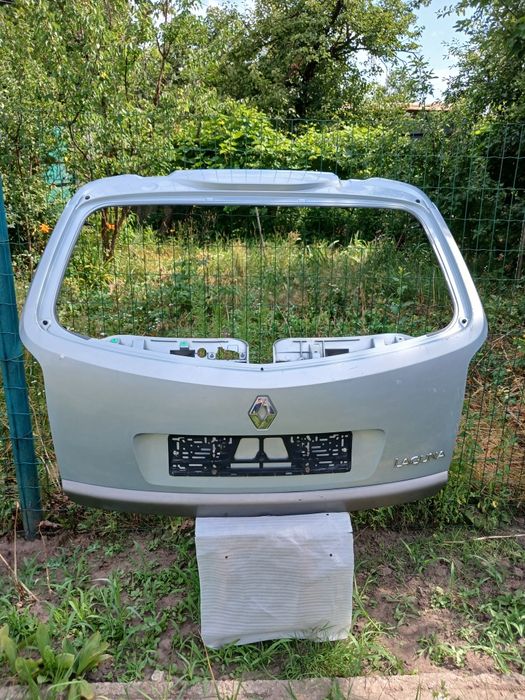 Продам крышку багажника Рено Лагуна хэтчбэк 2002г. Б/У
