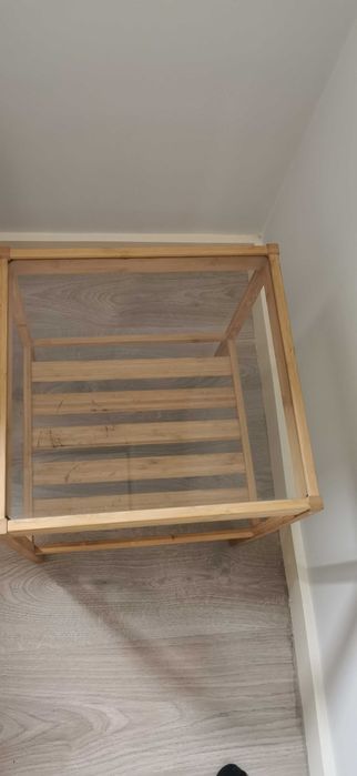 Mesa cabeceira vidro e madeira