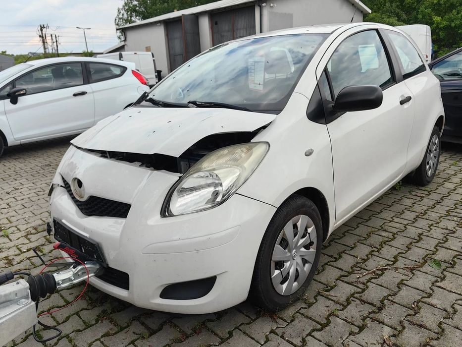 Toyota Yaris Toyota Yaris 1.0 benzyna 69KM 2009R zarejestrowana OKAZJA !