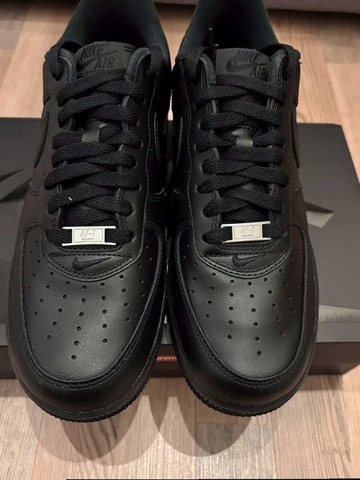 Nike Air Force 1 Low Supreme Black R.40