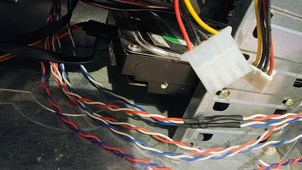 Komputer stacjonarny AMD Athlon X2 / 8 GB RAM / GTX 260 / Windows 10