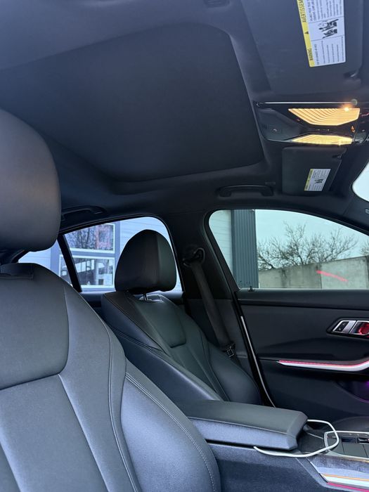 Бмв g20 макс комплектація