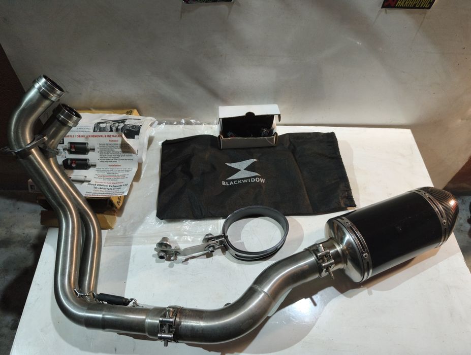 Escape black widow MT 07 / XSR / TRACER ( OFERTA DO ENVIO )