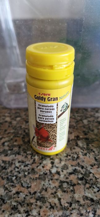 Aquário com acessorios