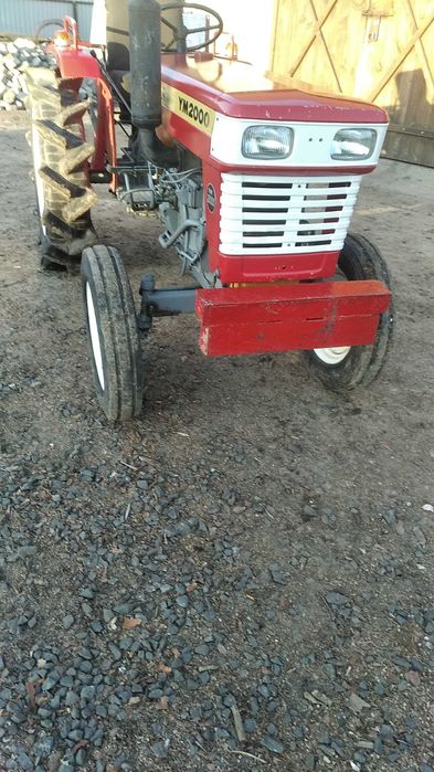 Японський трактор Yanmar2000