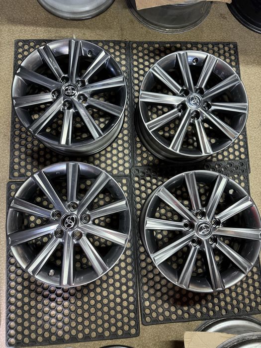 Оригінальні диски toyota camry 70 80 corola avensis Lexus is 5 114 r17