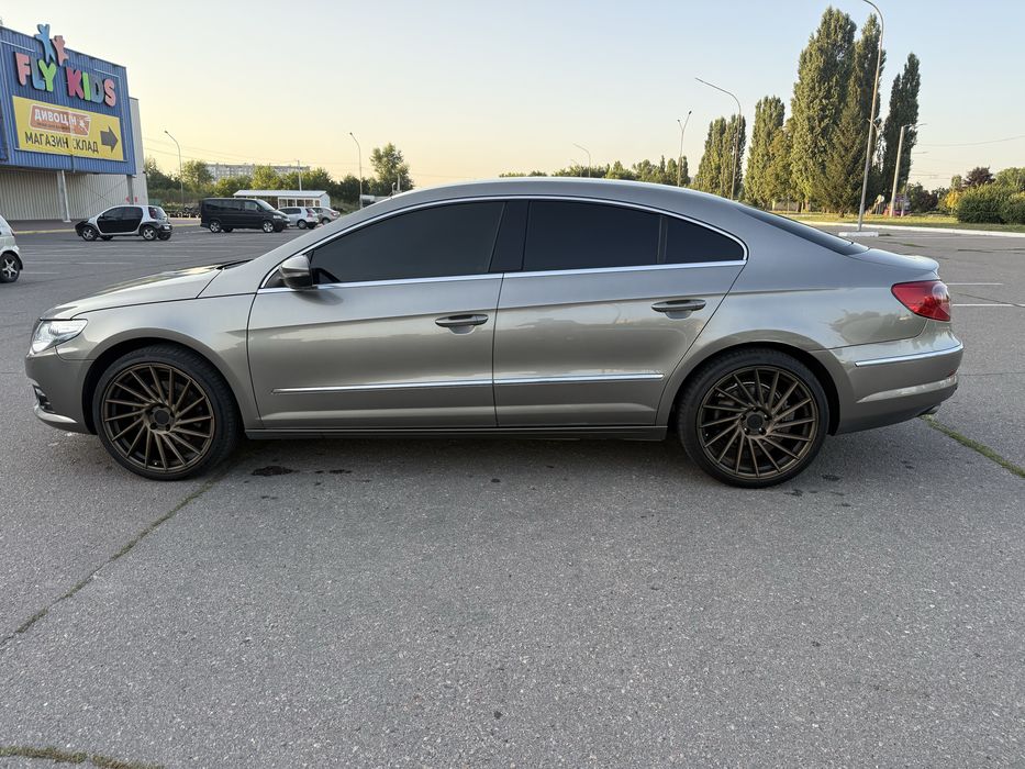 Volkswagen  Passat cc 2011 года 1.8 tsi