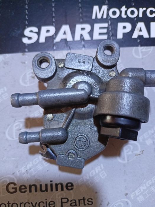 Насос Вакуумний кран.Yamaha jog