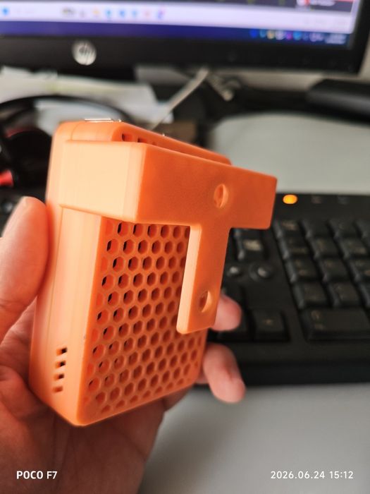 Raspberry pi 3b+ +Caixa + dissipadores