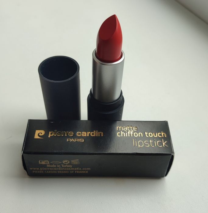 Помада Pierre Cardin