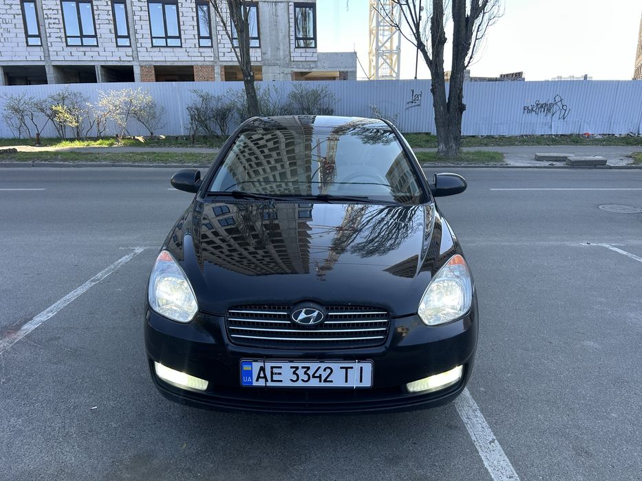 Hyndai accent avtomat