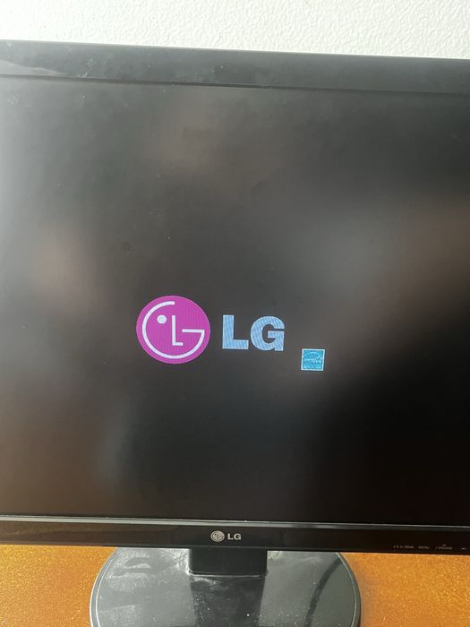 Monitor LG Flatron de 2009, 22 polegadas