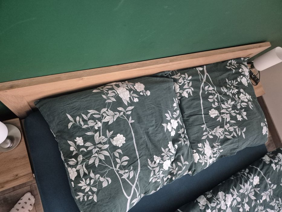 Łóżko drewniane Bodzio meble z pojemnikiem + stelaż