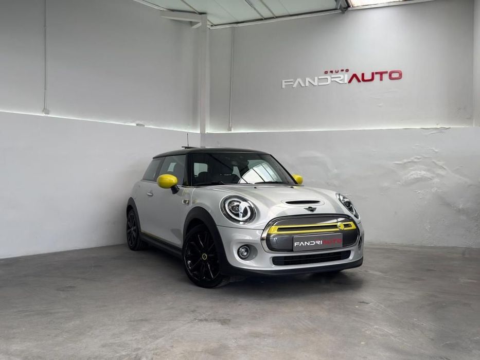 MINI 3 Portas Cooper SE Premium P. Classic