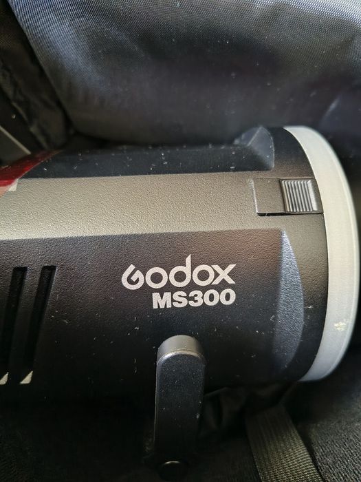 Kit de Flash de Estúdio Godox MS300-D