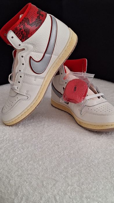 Кросівки Jordan Air Ship PE SP FN8675 100, US10 EUR44 28CM