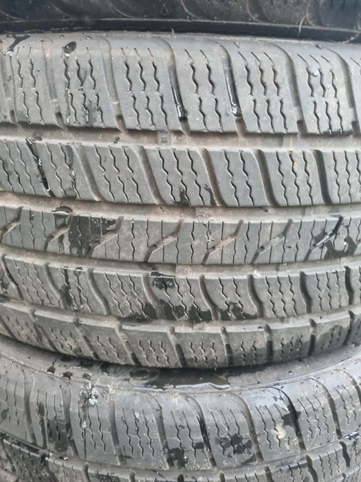 Opony 245/40 R18