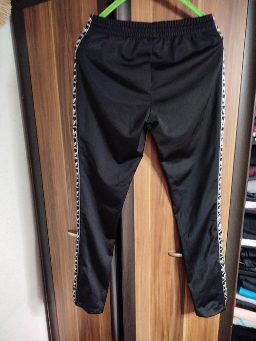 Spodnie dresowe damskie Adidas rozmiar S stan idealny