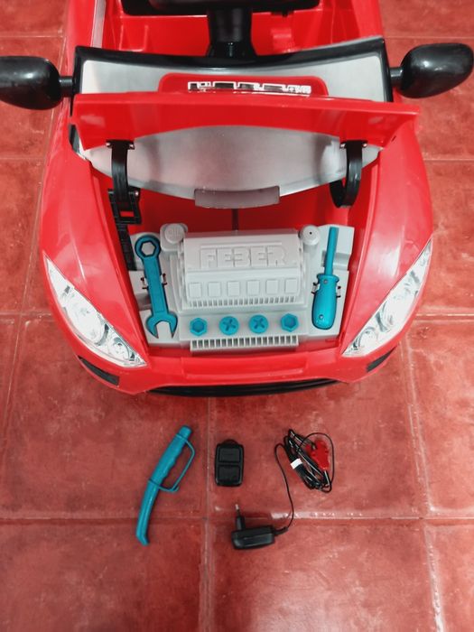 Carro a bateria FEBER