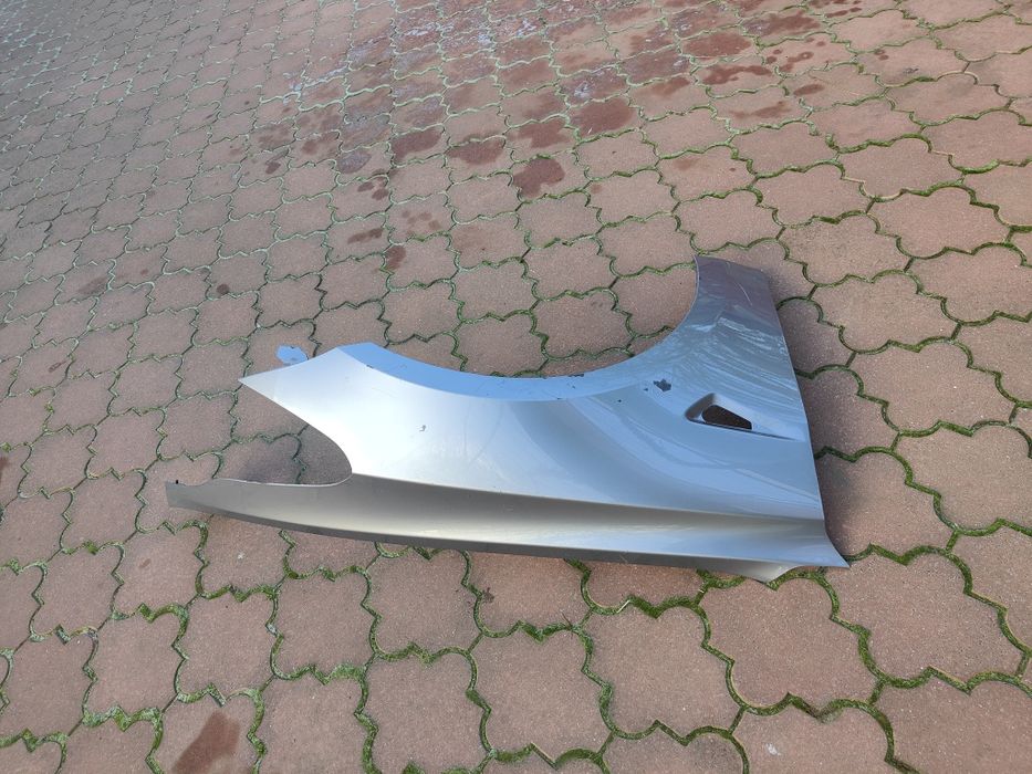 Крило переднє праве під покрас Tesla Model 3 2018-2023