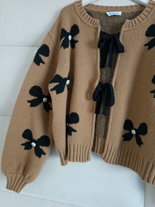 Sweter kardigan z kokardkami S/M/L camel