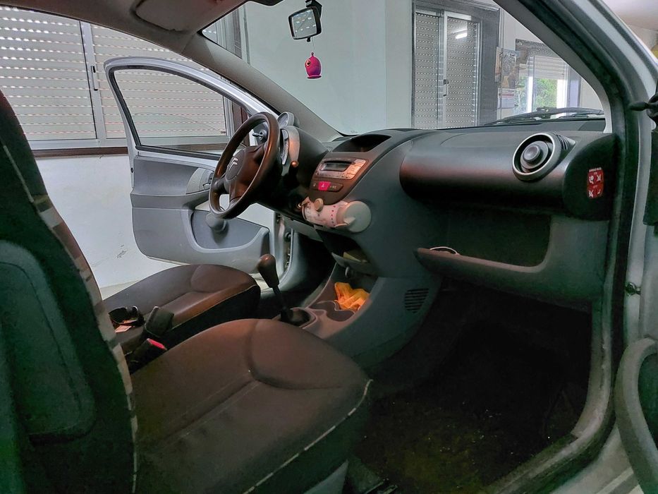 Automóvel Citroen C1 - 2011