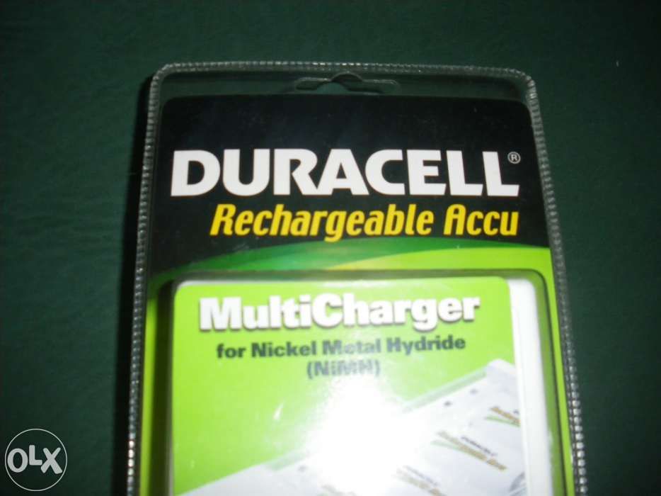 Carregador Duracell todo o tamanho de pilhas