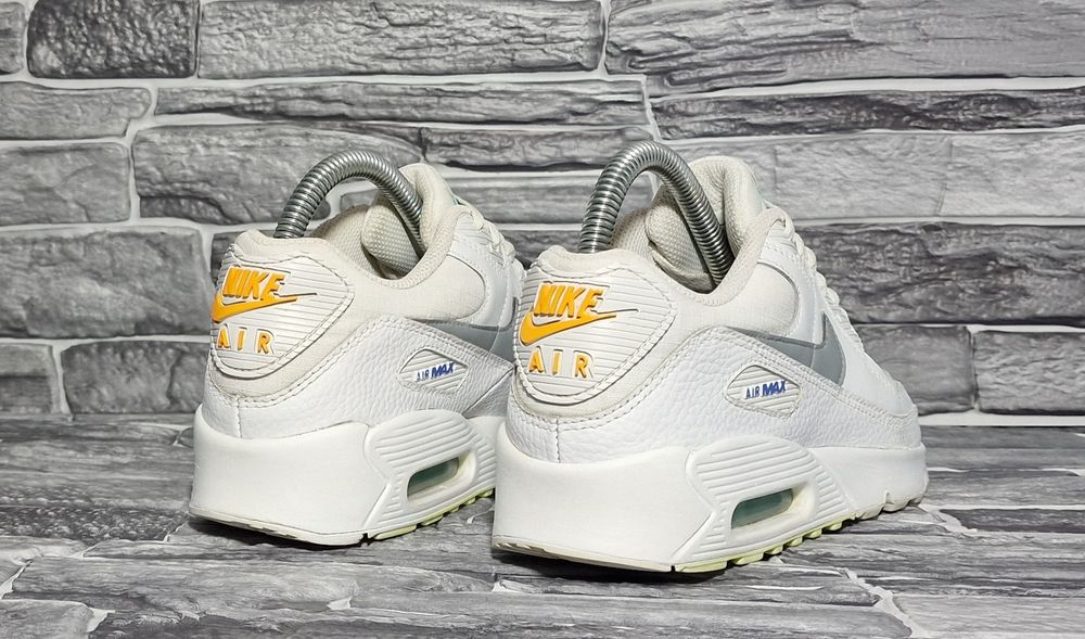Кроссовки Nike Air Max 90 (38.5р.)