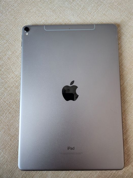 Планшет apple ipad PRO 10.5  64gb A1709_WiFi+LTE_ дисплей 120 Гц