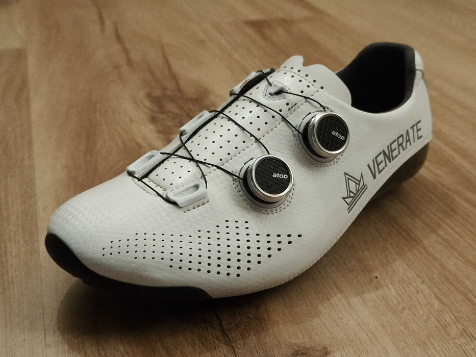Sapatos de Ciclismo VENERATE ROAD 2.0 Termo-moldáveis  "Novos"