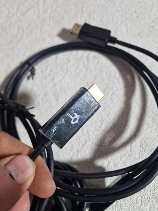 Kabel DisplayPort DP - HDMI o długości 2 metrów.Nowy 100 %sprawny