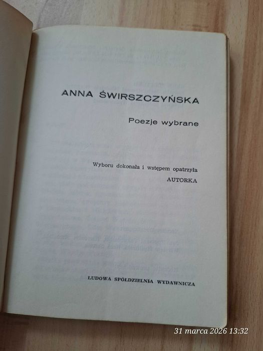 tom poezji Anny Świrszczyńskiej