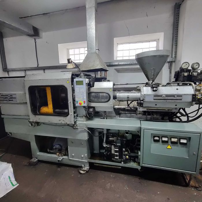 Продам термопластавтомат ДЕ 3132-250