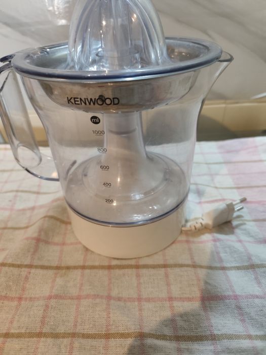 Máquina de fazer sumos Kenood, para 1 L