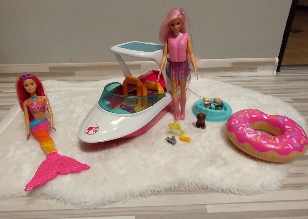 Jacht Barbie z lalkami i akcesoriami