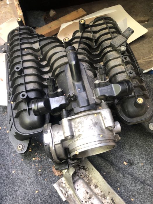 Kolektor ssacy porsche macan 3.0 s 2015 r 340 km