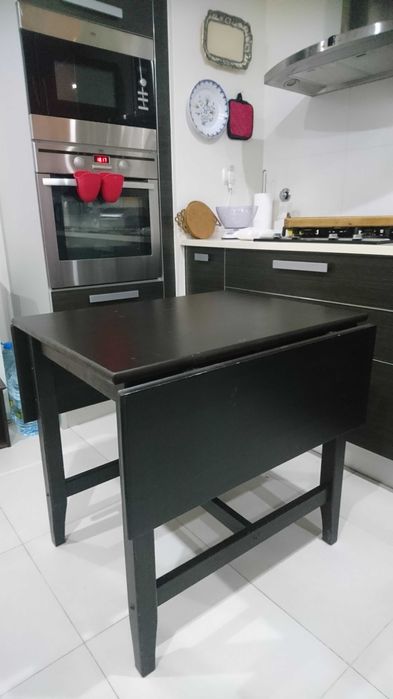 Kitchen table | Room with Flaps64564344386051120