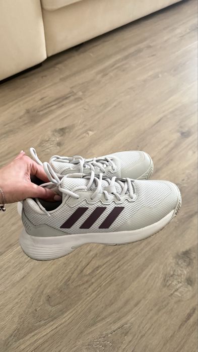 Тенісні кросівки Adidas