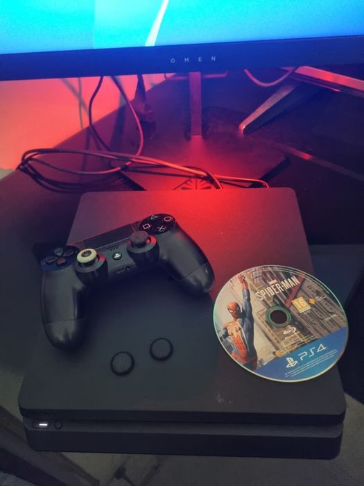 Ps4 slim +  jogos + comando oficial
