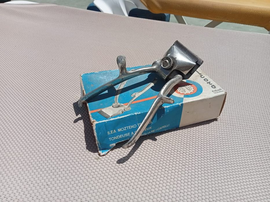 Máquinas corte cabelo barba antiga barbeiro