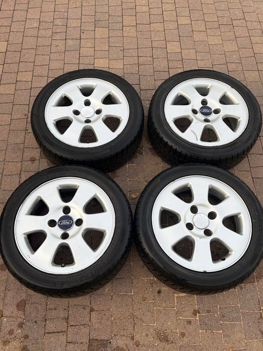 Felgi 15 ford fiesta
