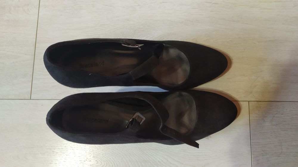 Buty na obcasie Deichmann