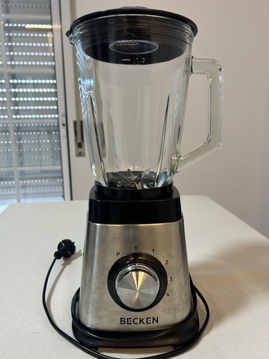 Kit de Panela+liquidificador com copo de vidro usados em optimo estado de conservacao